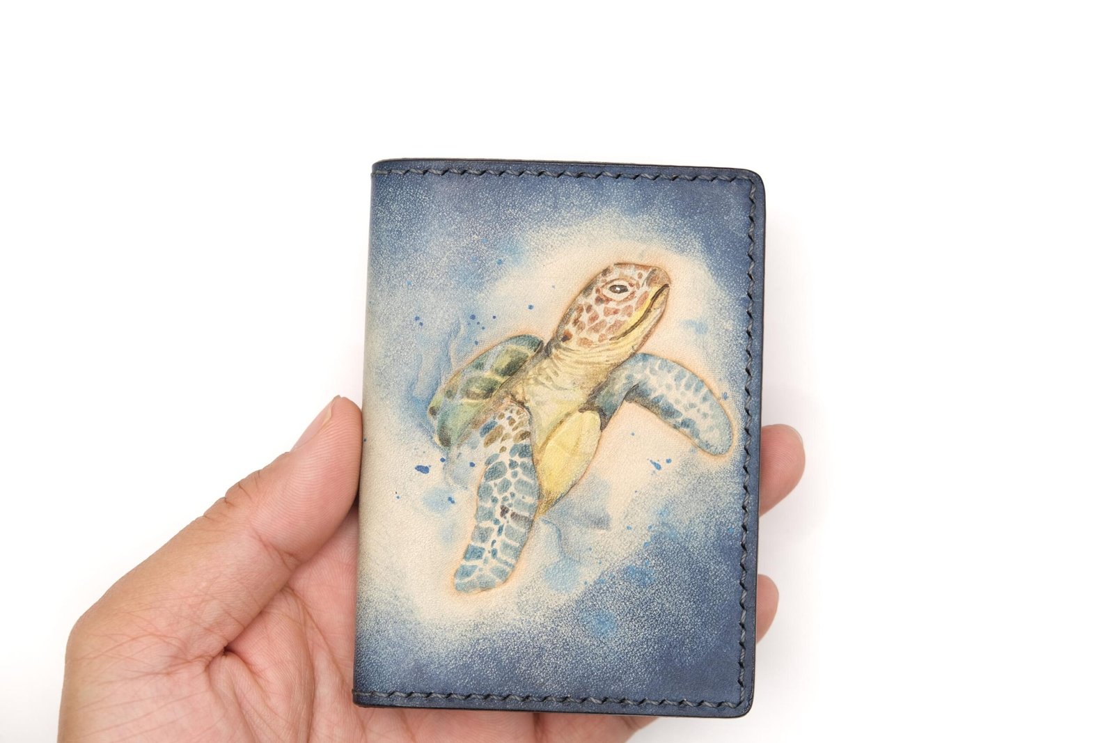 Mini Leather Wallet with Hand-Carved Sea Turtle – Handmade Art - Image 6