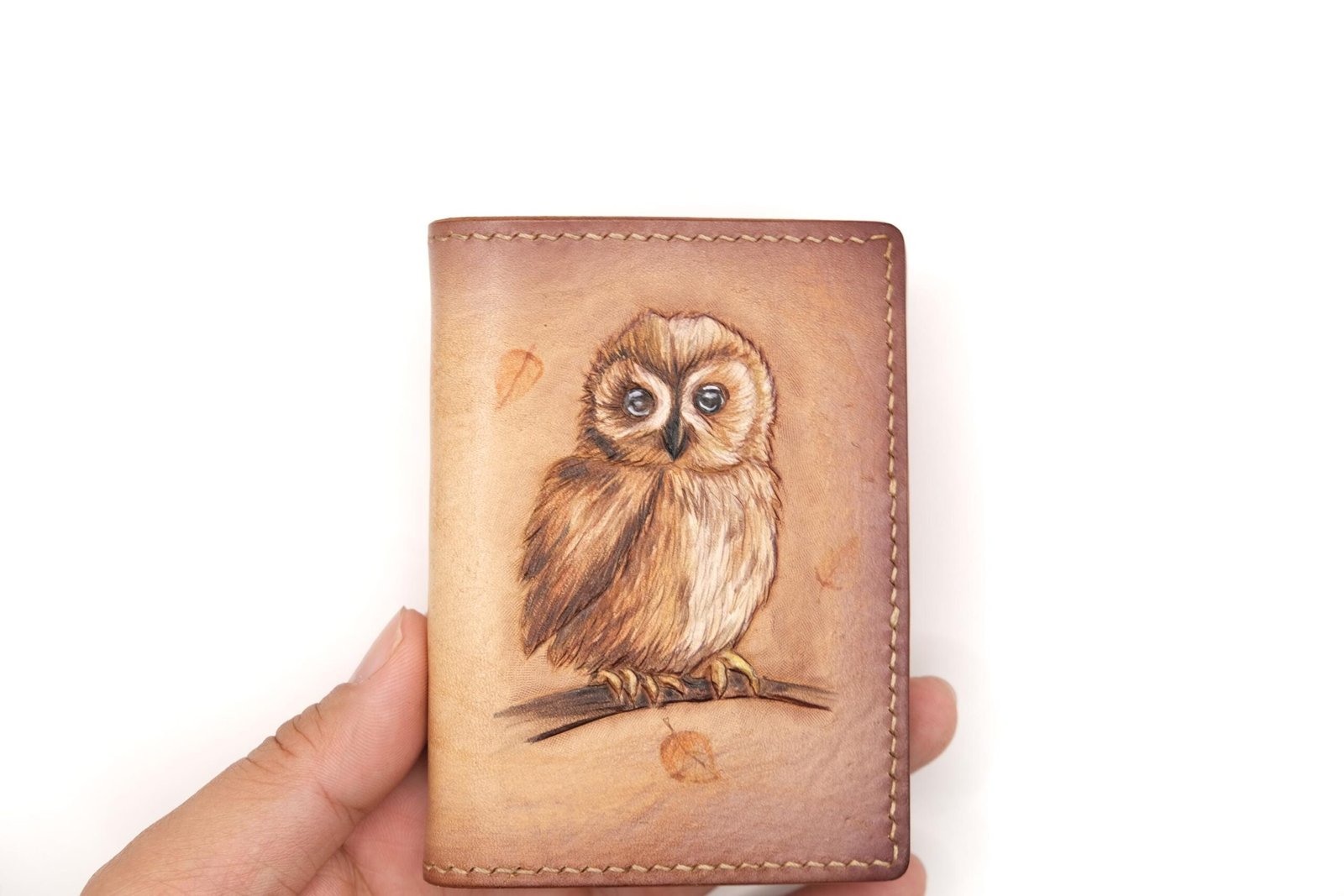 Mini Leather Wallet with Hand-Carved Owl – Woodland Animal Wallet, Nature-Inspired Gift - Image 3