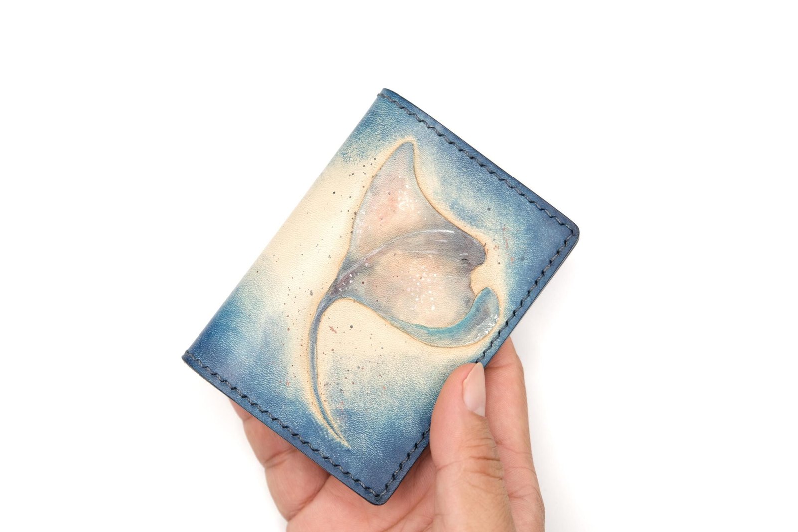 Mini Leather Wallet with Hand-Carved Manta Ray – Leather Wallet, Marine Life Gift for Him or Her - Image 6