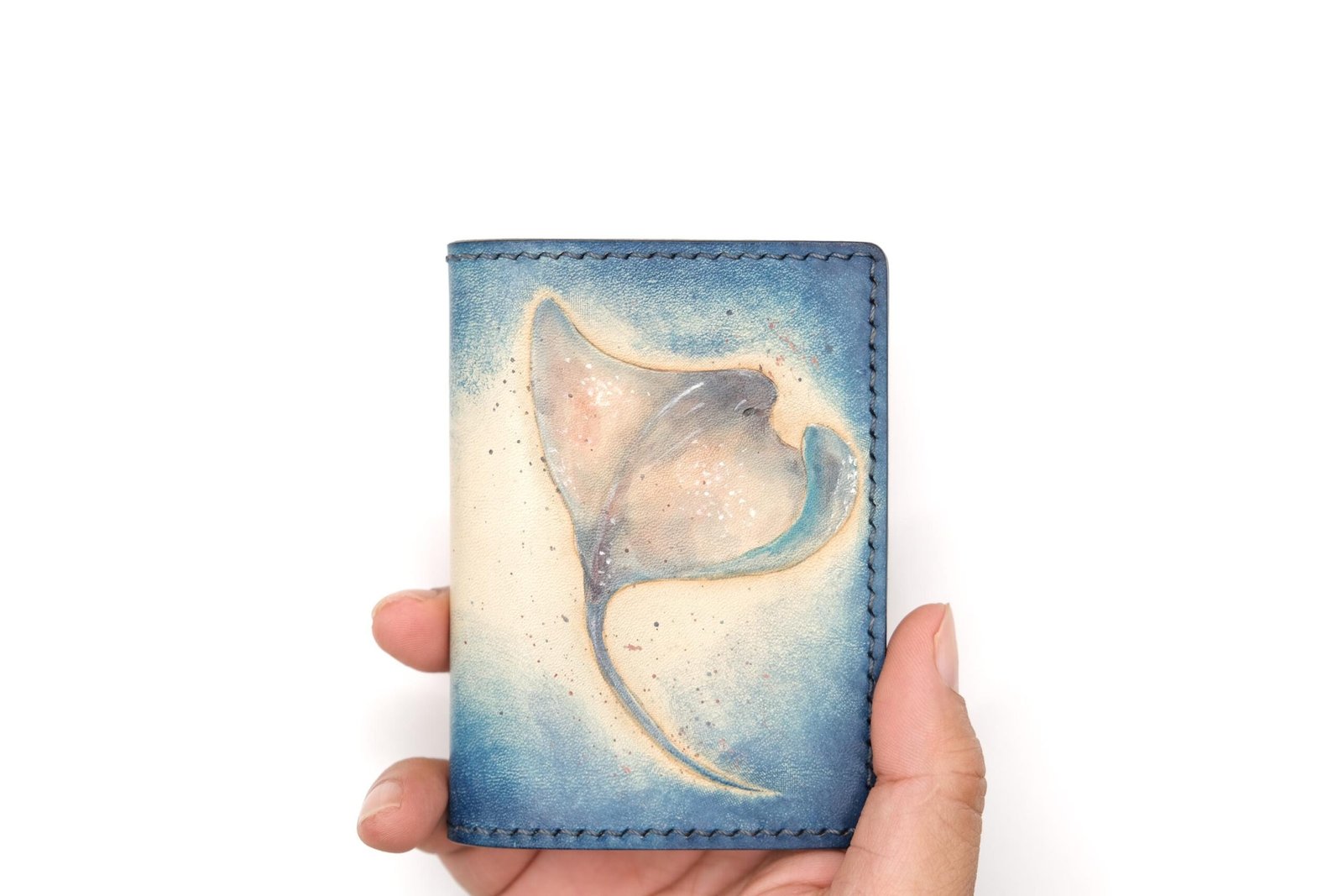 Mini Leather Wallet with Hand-Carved Manta Ray – Leather Wallet, Marine Life Gift for Him or Her - Image 5