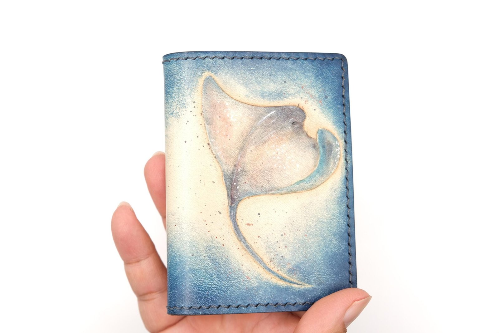 Mini Leather Wallet with Hand-Carved Manta Ray – Leather Wallet, Marine Life Gift for Him or Her - Image 2