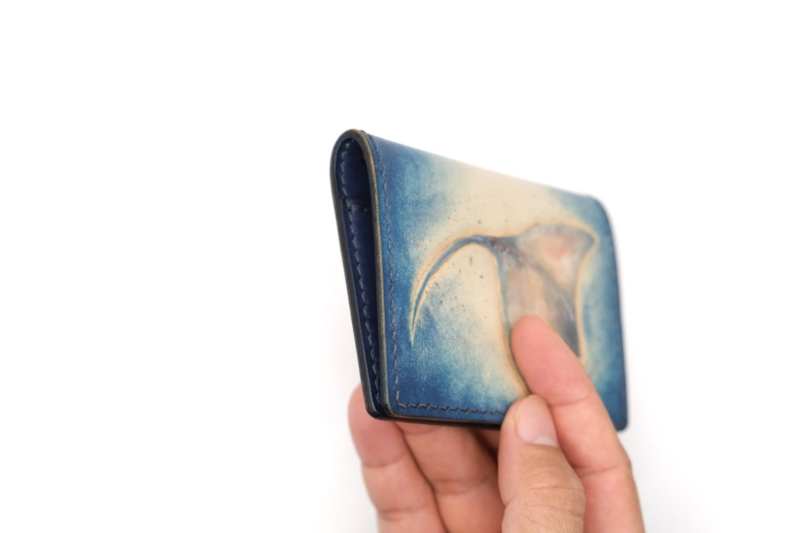 Mini Leather Wallet with Hand-Carved Manta Ray – Leather Wallet, Marine Life Gift for Him or Her - Image 7