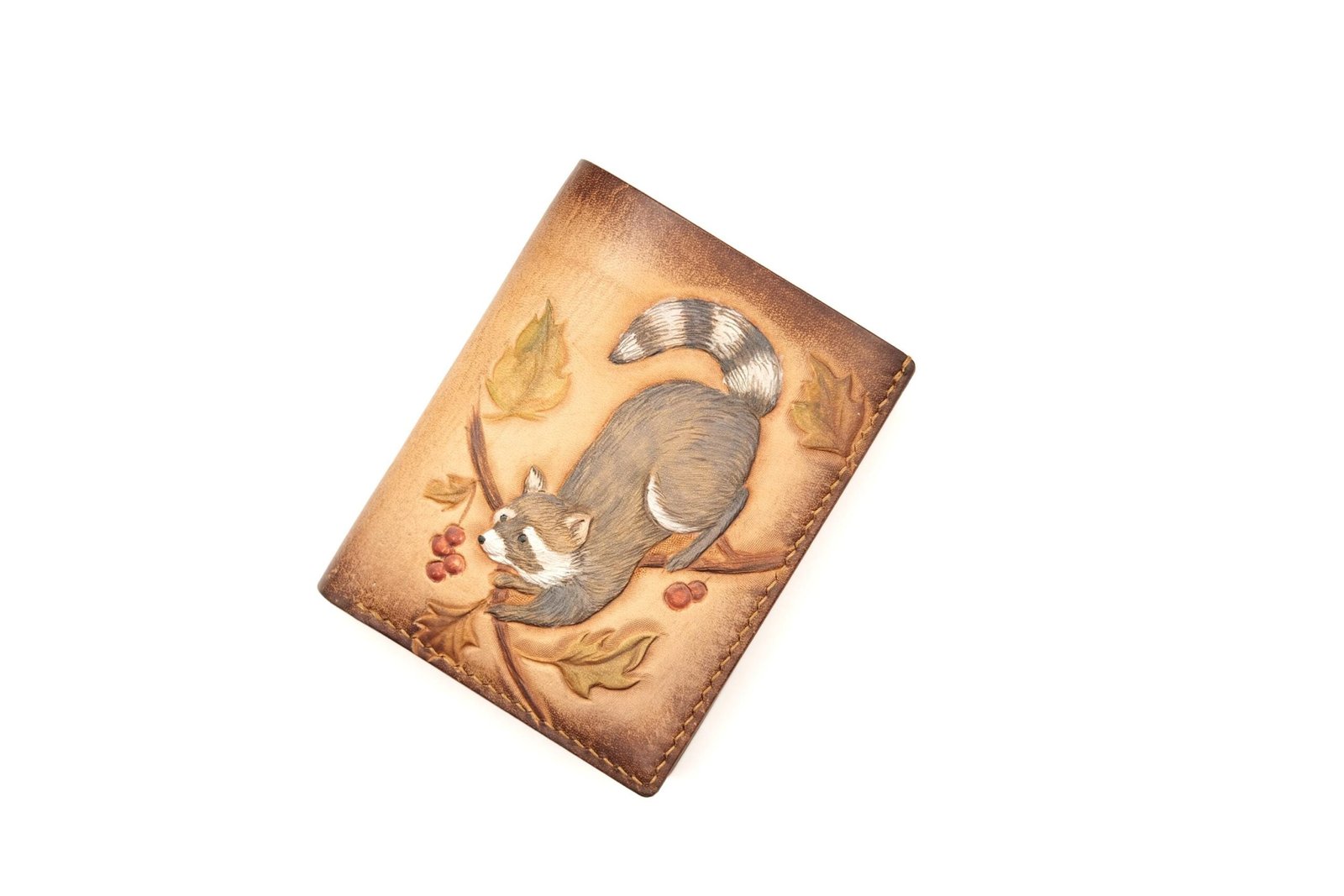 Bifold Leather Wallet with Hand-Carved Raccoon – Handmade Leather Wallet – Nature Lover Gift - Image 3