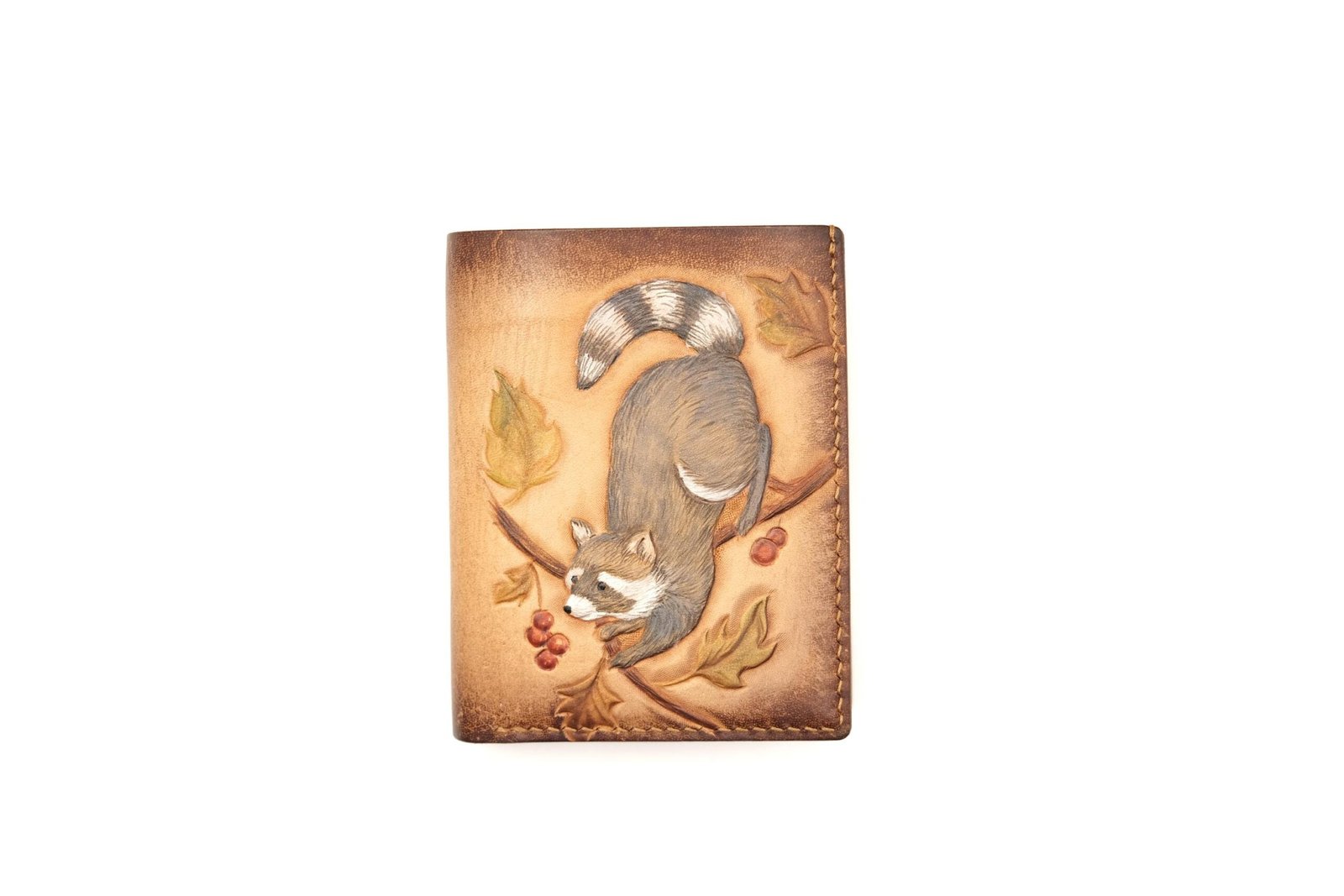 Bifold Leather Wallet with Hand-Carved Raccoon – Handmade Leather Wallet – Nature Lover Gift