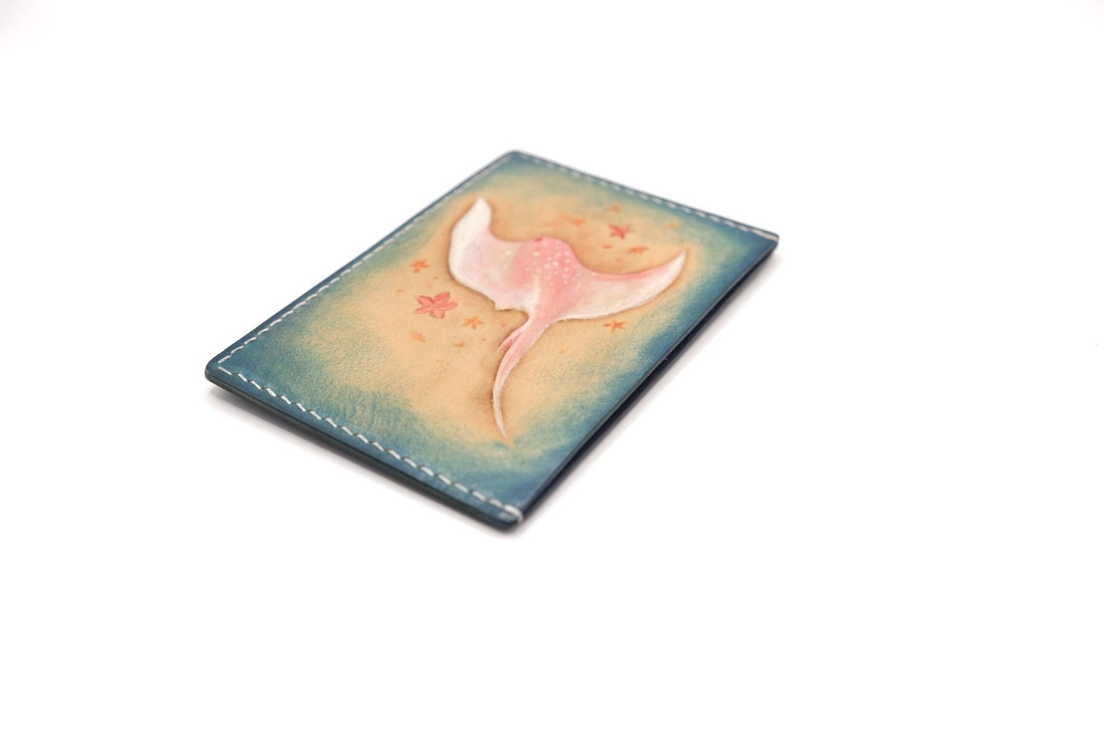 Leather Card Holder with Pink Stingray – Hand-Carved Ocean Art Wallet, Gift for Sea Lovers - Image 6