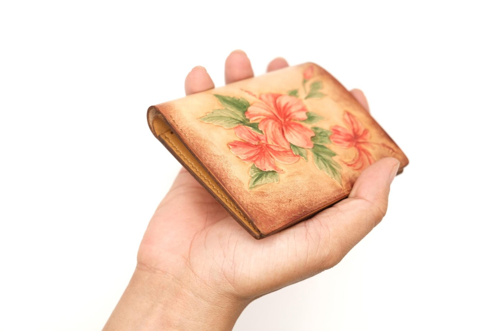 Tall Bifold Leather Wallet with Hibiscus Flowers – Hand-Carved Hawaiian Wallet – Aloha Wallet - Image 6