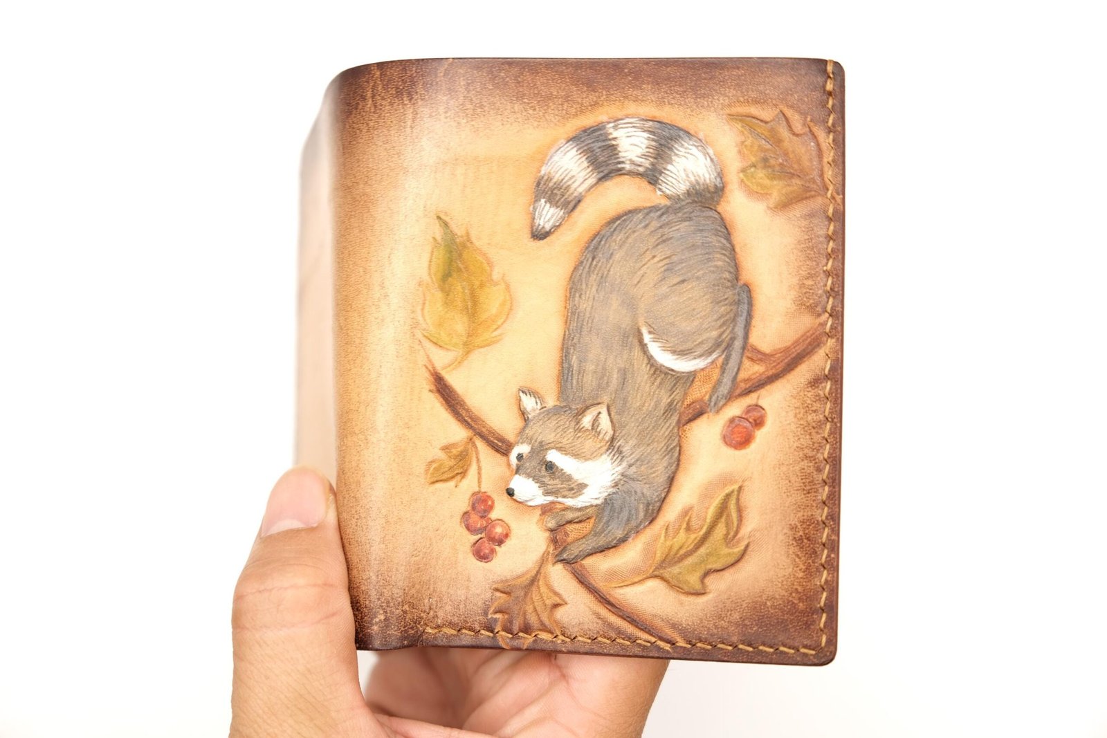 Bifold Leather Wallet with Hand-Carved Raccoon – Handmade Leather Wallet – Nature Lover Gift - Image 10