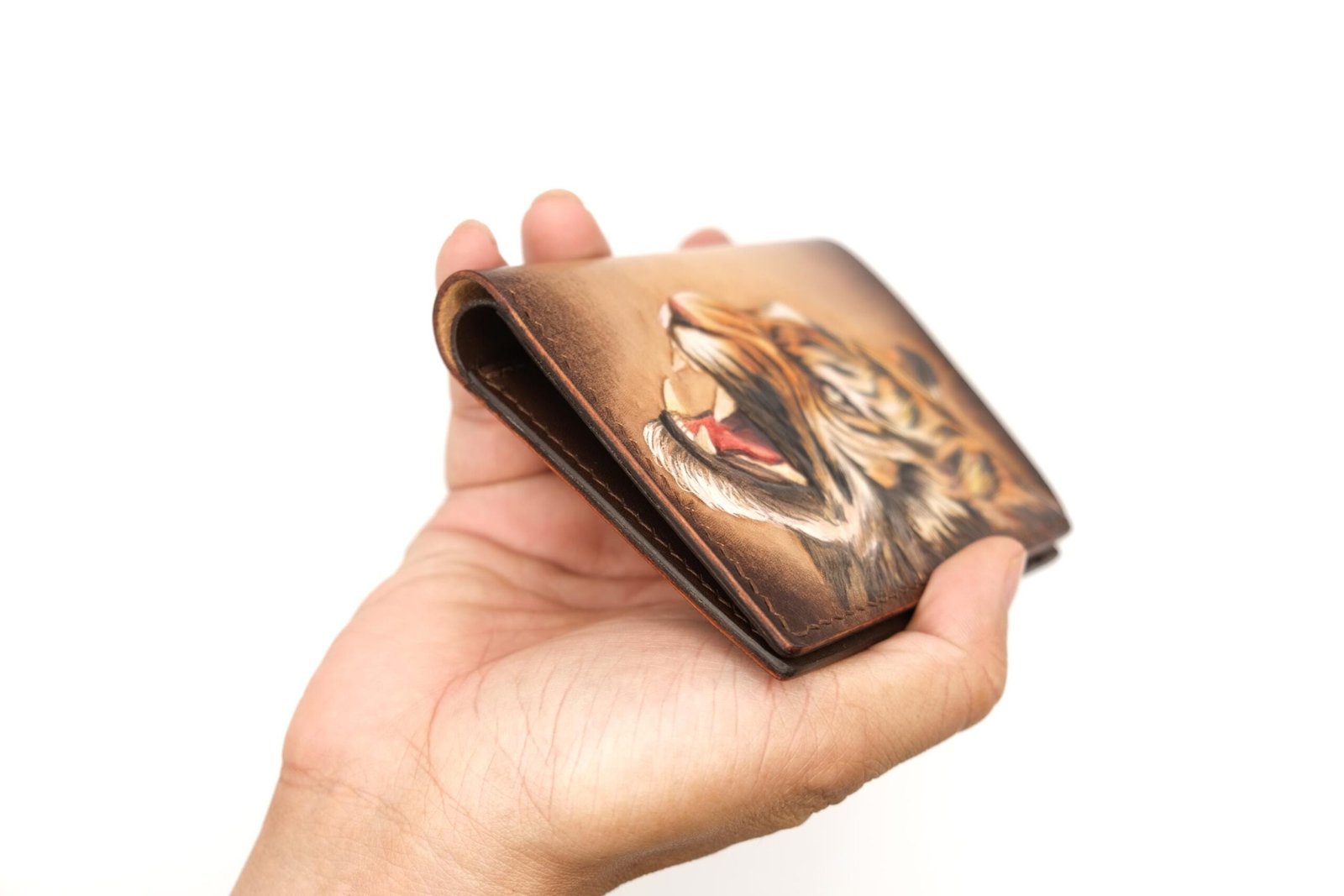 Tall Bifold Leather Wallet with Hand-Carved Roaring Tiger – Unique Gift for Men - Image 7